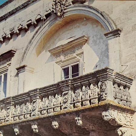 Palazzo Moschettini Apartamento Martano Exterior foto